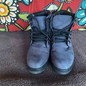 RAAD Blue Hiking boots size 7.5 W